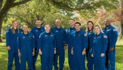 NASA announces 10 latest astronaut trainees