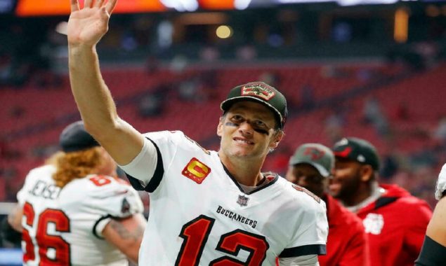 Brady’s Bucs down Falcons, Lions get first NFL season win