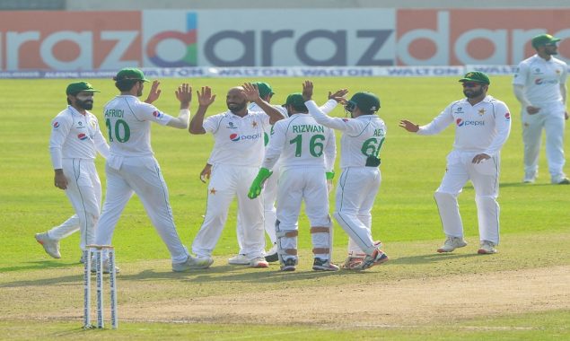 Bangladesh 87 all out in second Pakistan Test