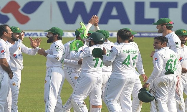 Pakistan sniff victory in Bangladesh Test after Mushfiqur run-out