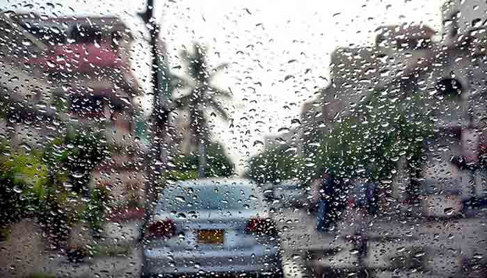 Karachi receives first rain of 2022