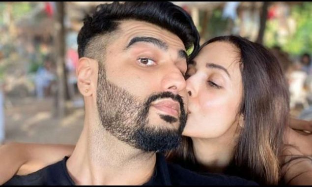 Arjun Kapoor swoons Malika Arora with the perfect date night on the beach