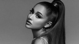 Ariana Grande deactivates Twitter