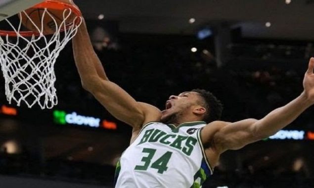 Antetokounmpo, Bucks hand Celtics holiday heartbreaker, Walker fuels Knicks