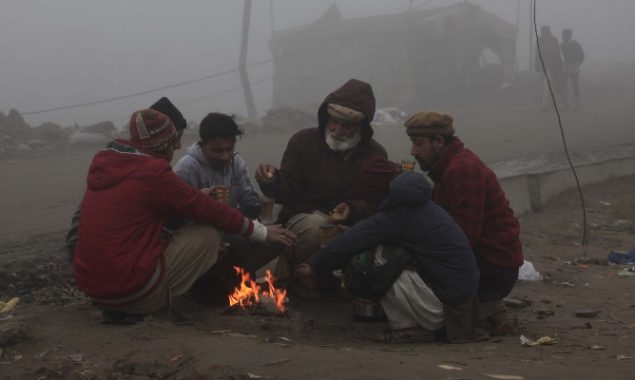 Lahore smog: LHC asks Punjab govt to consider closing schools from Dec 20