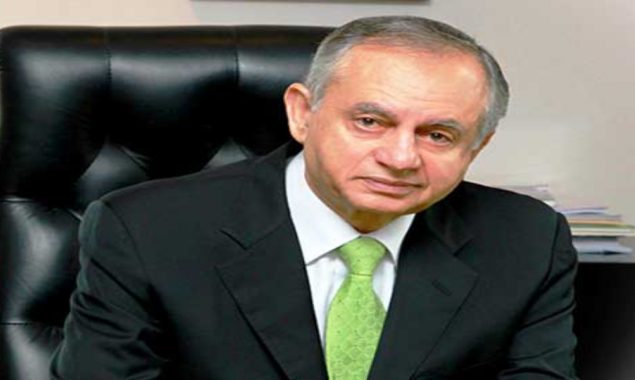 Govt striving hard to enhance exports: Razak Dawood