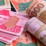 Rupee falls 76 paisas on higher global oil prices
