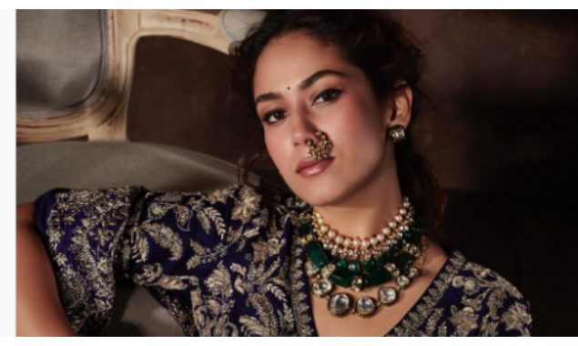 Mira Rajput dazzles with lehenga and a heavy nose ring