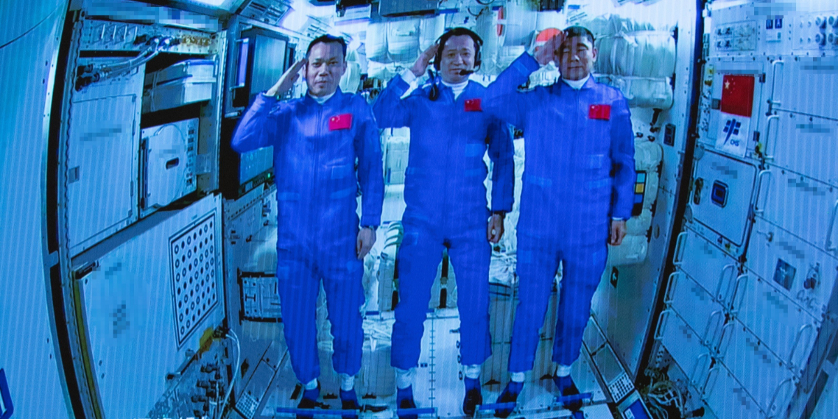 Feature: National space class ignites passion of Hong Kong youths