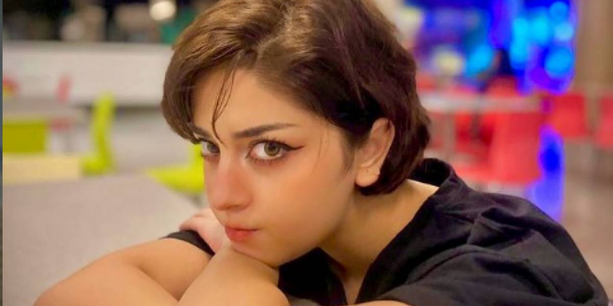 Alizeh Shah desperately waits for the Biryani, see photo
