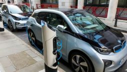 Study: sounds help pedestrians to detect the electric cars