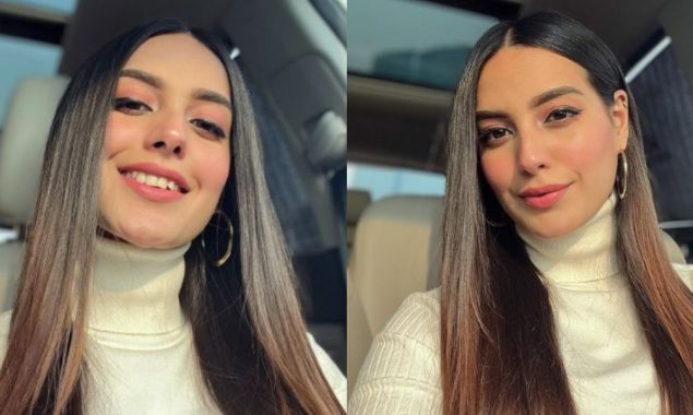 Iqra Aziz clearly proving she is a selfie queen; take a look!