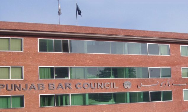 PBC issues notices to lawyers involved in torturing judge