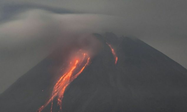 Anak Krakatoa’ Volcano erupts in Indonesia; Watch video