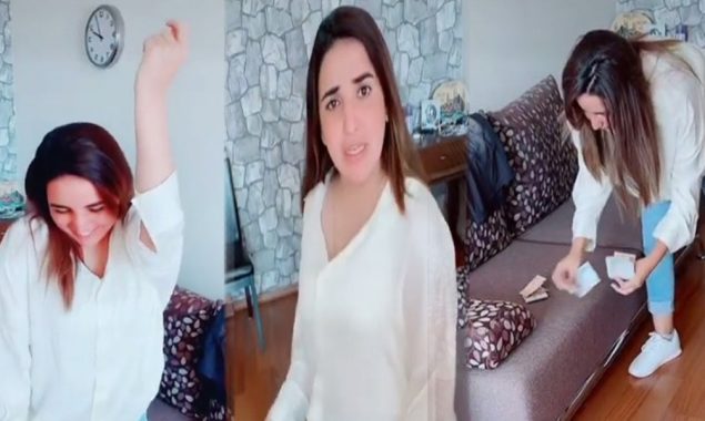 THROWBACK: Hareem Shah dances in a hotel room, watch