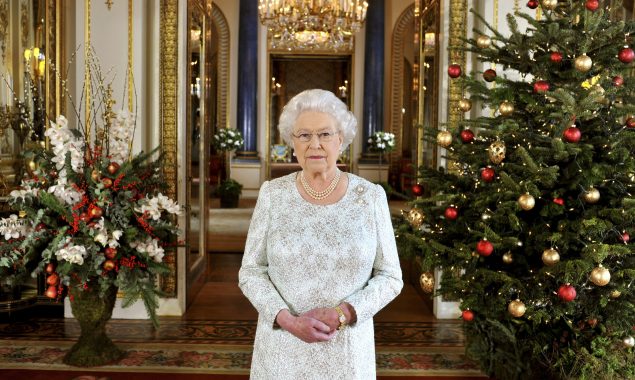 Queen cancels Christmas lunch following surge in Omicron cases