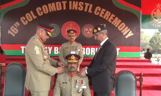 COAS installs Lt Gen Sarfraz Ali as colonel commandant of Azad Kashmir Regiment