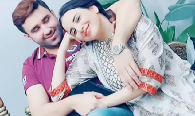 VIDEOS: Hareem Shah and Bilal Shah enjoying swing session