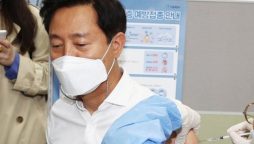 S. Korea to administer COVID-19 booster shot to foreign nationals