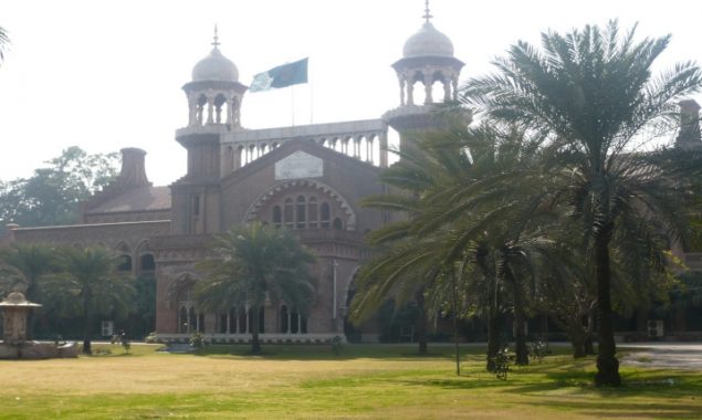 LHC judge seeks larger bench to look into appointment of two AAGs