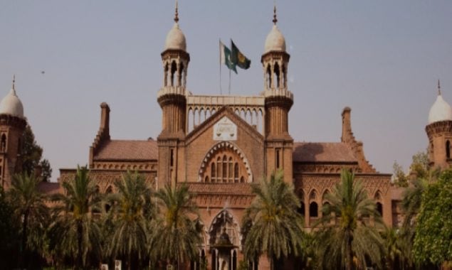 Disgruntled wife reaches LHC to get custody of minor children