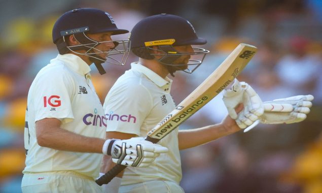 Root and Malan lead England fightback in first Ashes Test