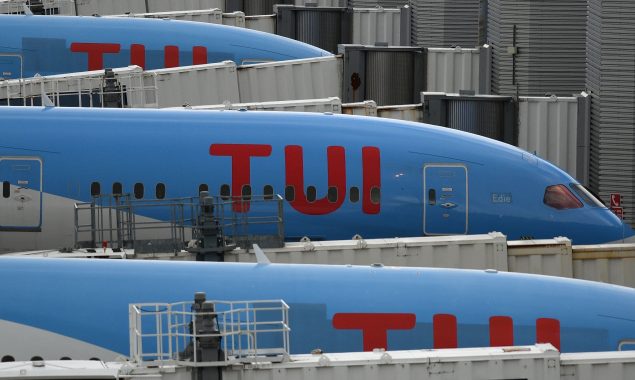 Tourism giant TUI hopeful for next year after 2021 loss