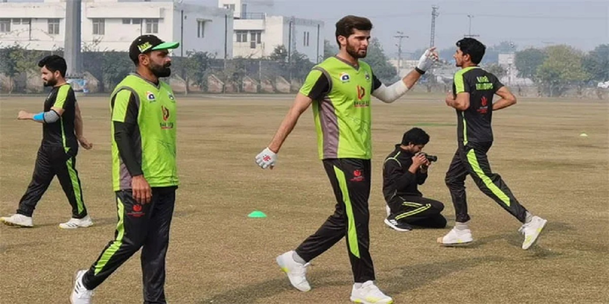 Muhammad Hafeez and Shaheen Afridi