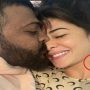 Jacqueline Fernandez flaunts love bite on neck in leaked picture with Suresh Chandrasekhar
