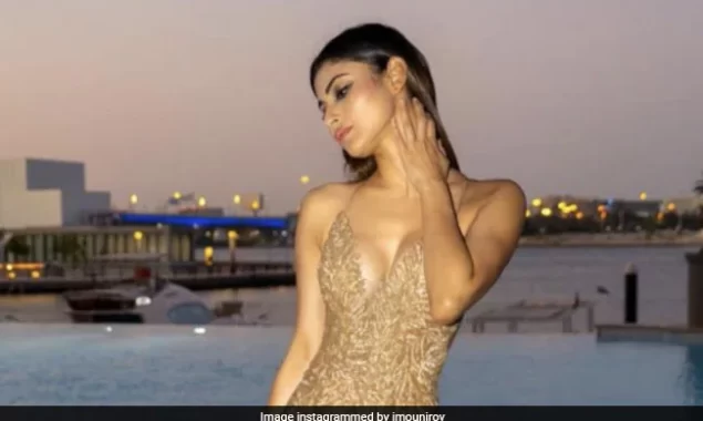 Mouni Roy Shares Gorgeous Photos From Her Trip To Dubai