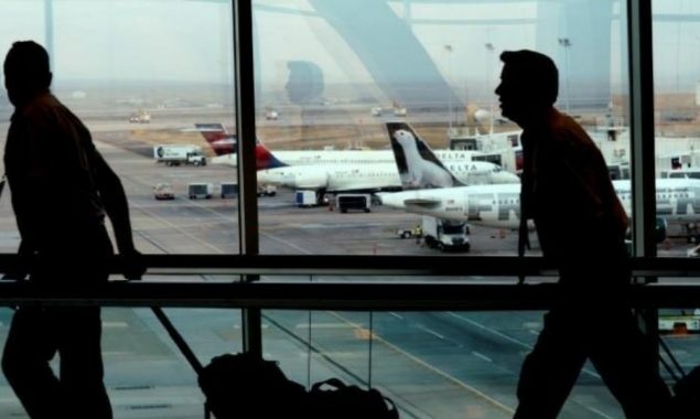 US air travel still messy, with another 2,600 flights scrapped