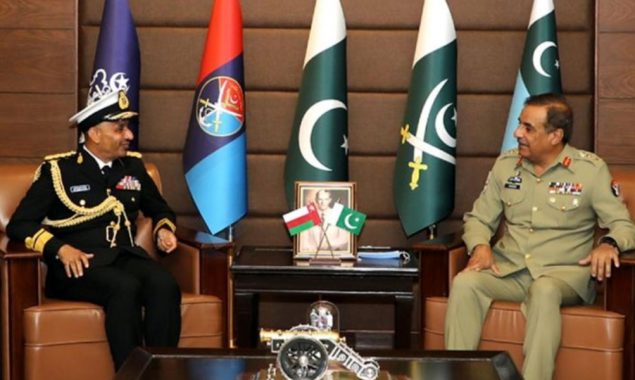 CJCSC stresses for enhancing defence cooperation between Pakistan, Oman