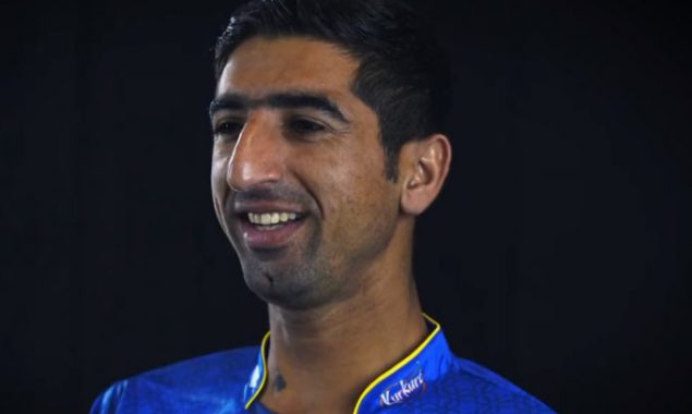 PSL 2022 | Shahnawaz Dahani displays his singing talen