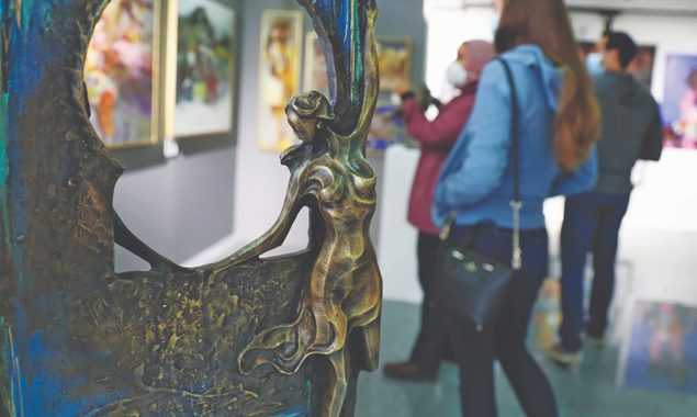 The distinctive marks on humanity