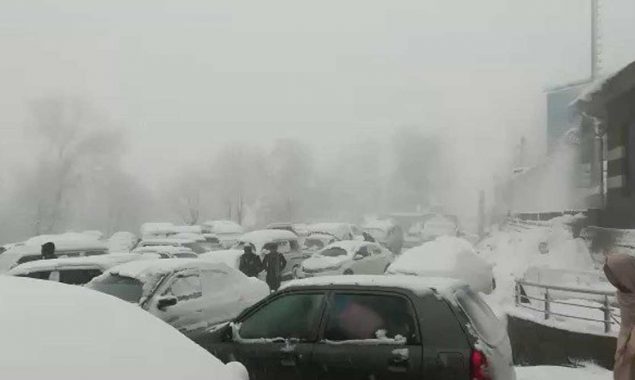 Murree declared ‘disaster area’ after at least 21 die trapped in vehicles amid snowfall