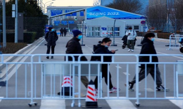 Millions more locked down as China battles Omicron spread