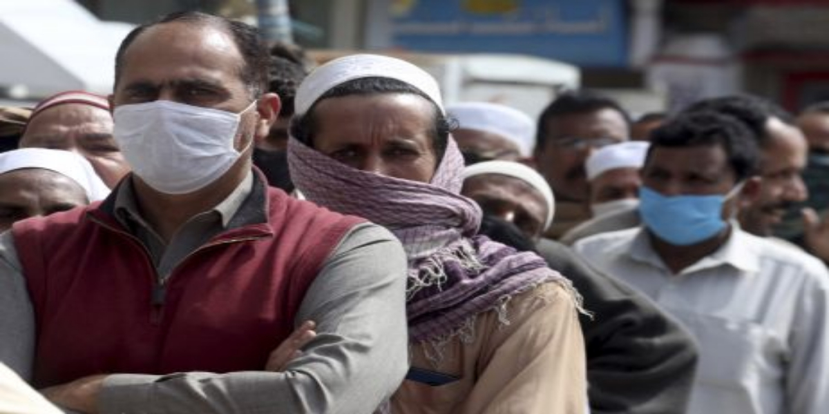 COVID-19 cases continue to climb fast in Pakistan amid Omicron surge