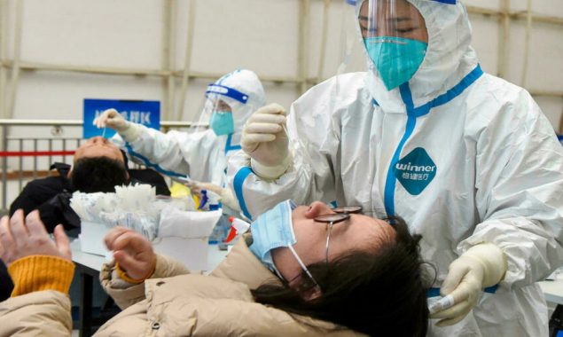 China orders overseas mail disinfection over Omicron fears