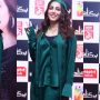 Fans trolls Ushna Shah’s outfit, ‘Fasion disaster’