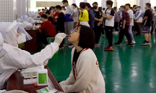 Chinese mainland reports 127 locally transmitted COVID-19 cases