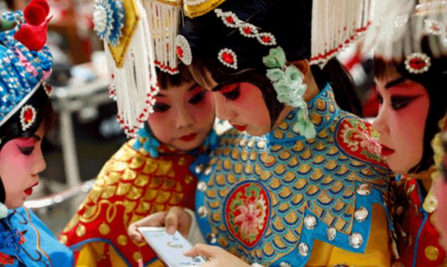 Mainland official calls for working together for greater national interests