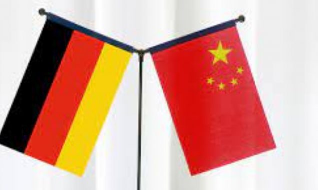 Chinese premier pledges to promote the steady, long-term development of China-Germany ties