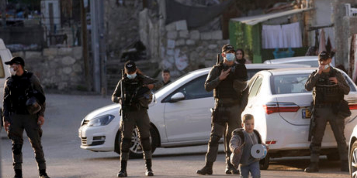 Israel police in standoff with Palestinians over Jerusalem eviction