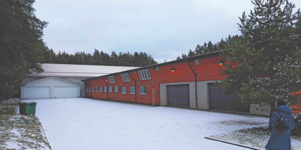 Lithuania admits mistake over China