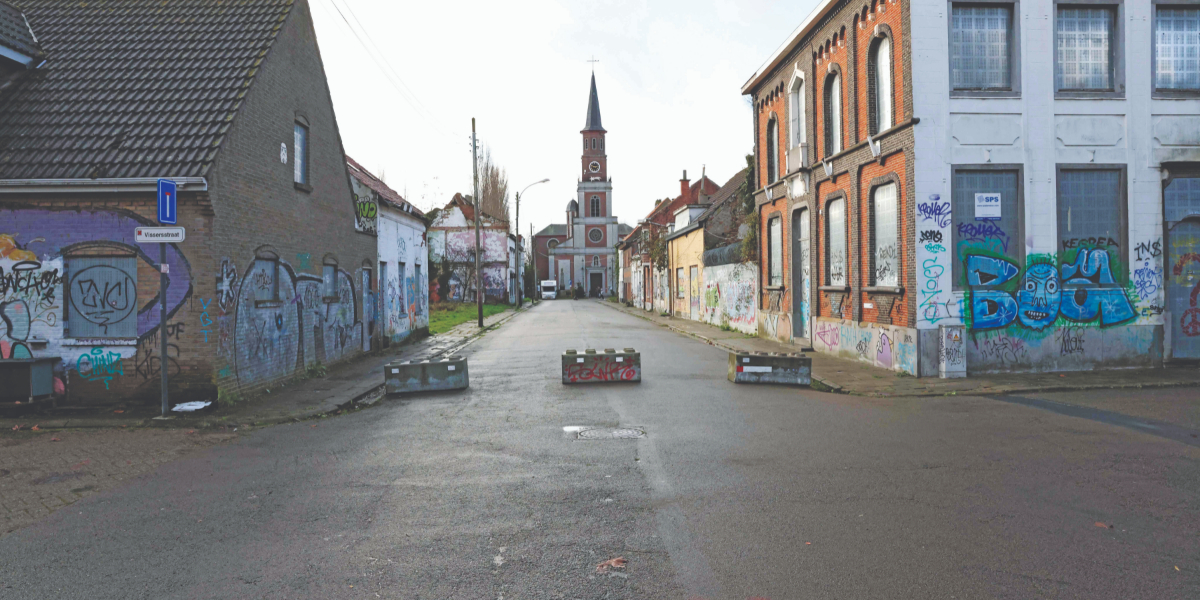 ‘Ghost town’ fights to return to life
