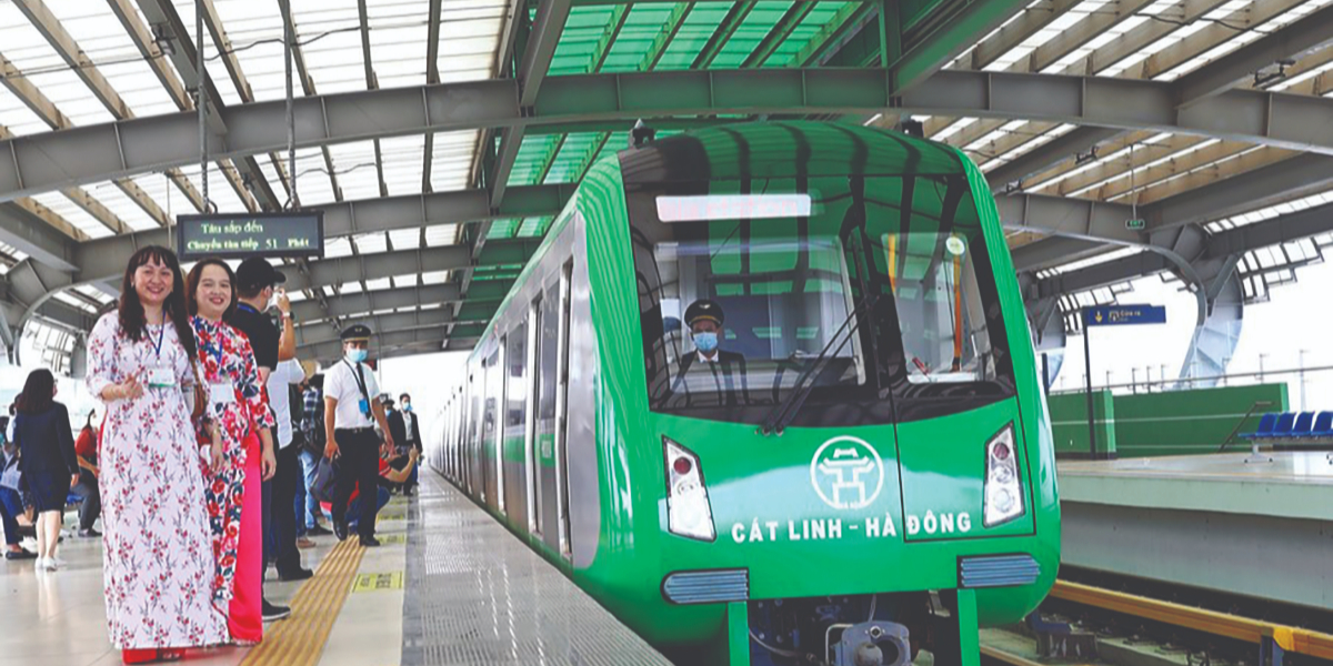 Urban railway officially opens in Vietnam