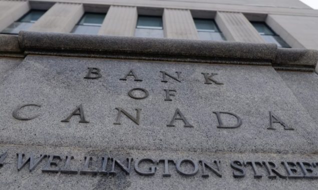 Bank of Canada keeps interest rate steady, projecting global GDP growth to moderate