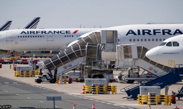 Air France-KLM adds biofuel surcharge to plane tickets