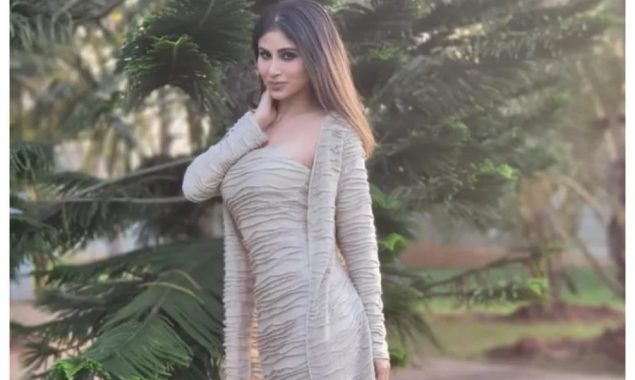 PHOTOS: Mouni Roy sizzles in beach ensemble as she enjoys vacations with her girl squad