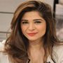 Ayesha Omar spotted selling coffee!